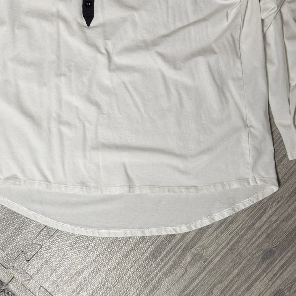 Pendleton Women's Basic White and Black Faux Button Down Shirt Size Large